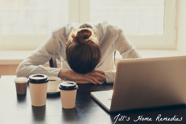 How To Know If You Suffer From Adrenal Fatigue | Jill's Home Remedies |Are you tired all the time? You may be suffering from adrenal fatigue. Here's how to know if you are. 